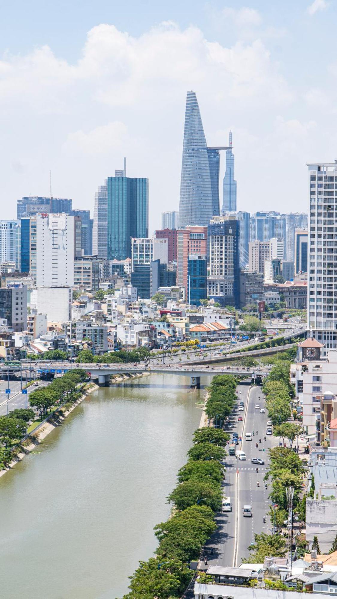 Le Places The Grand Riverside Saigon
