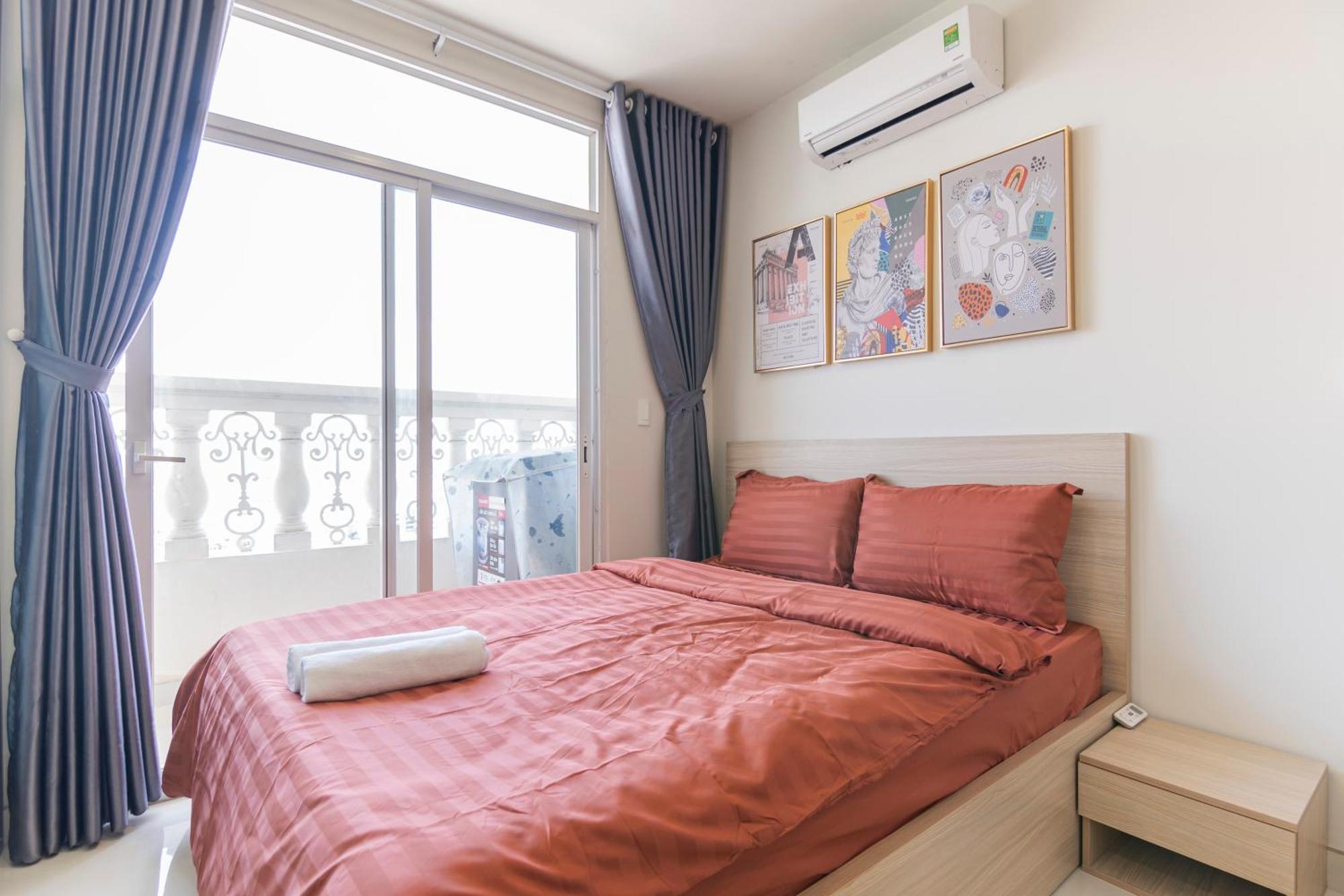 Le Places The Grand Riverside Saigon Căn hộ *